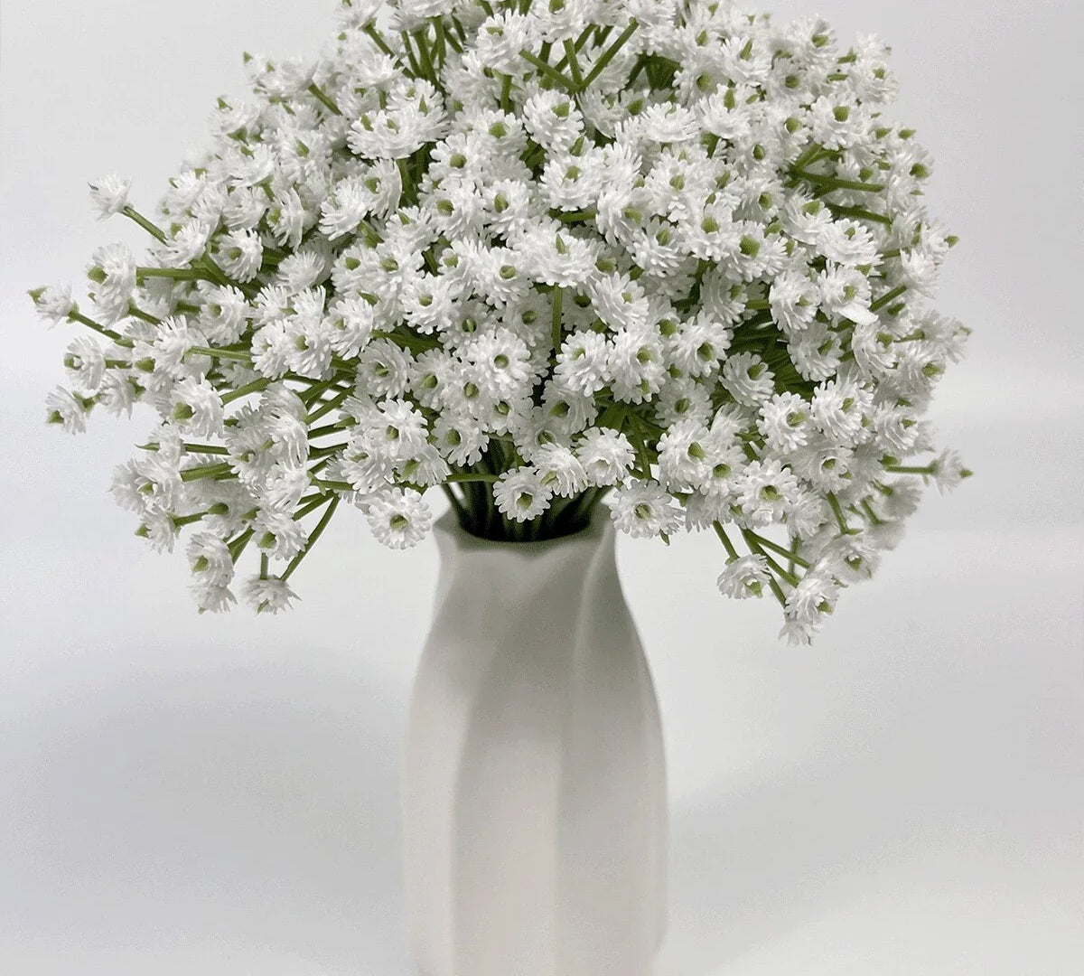 Extend the Lifespan of Artificial Flowers & Plants