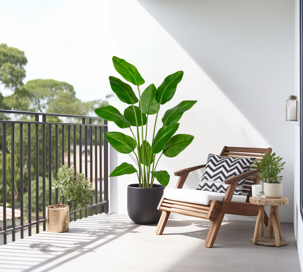 Mastering Home Décor: The Art of Pairing Artificial Flowers, Artistic Florals & Greenery