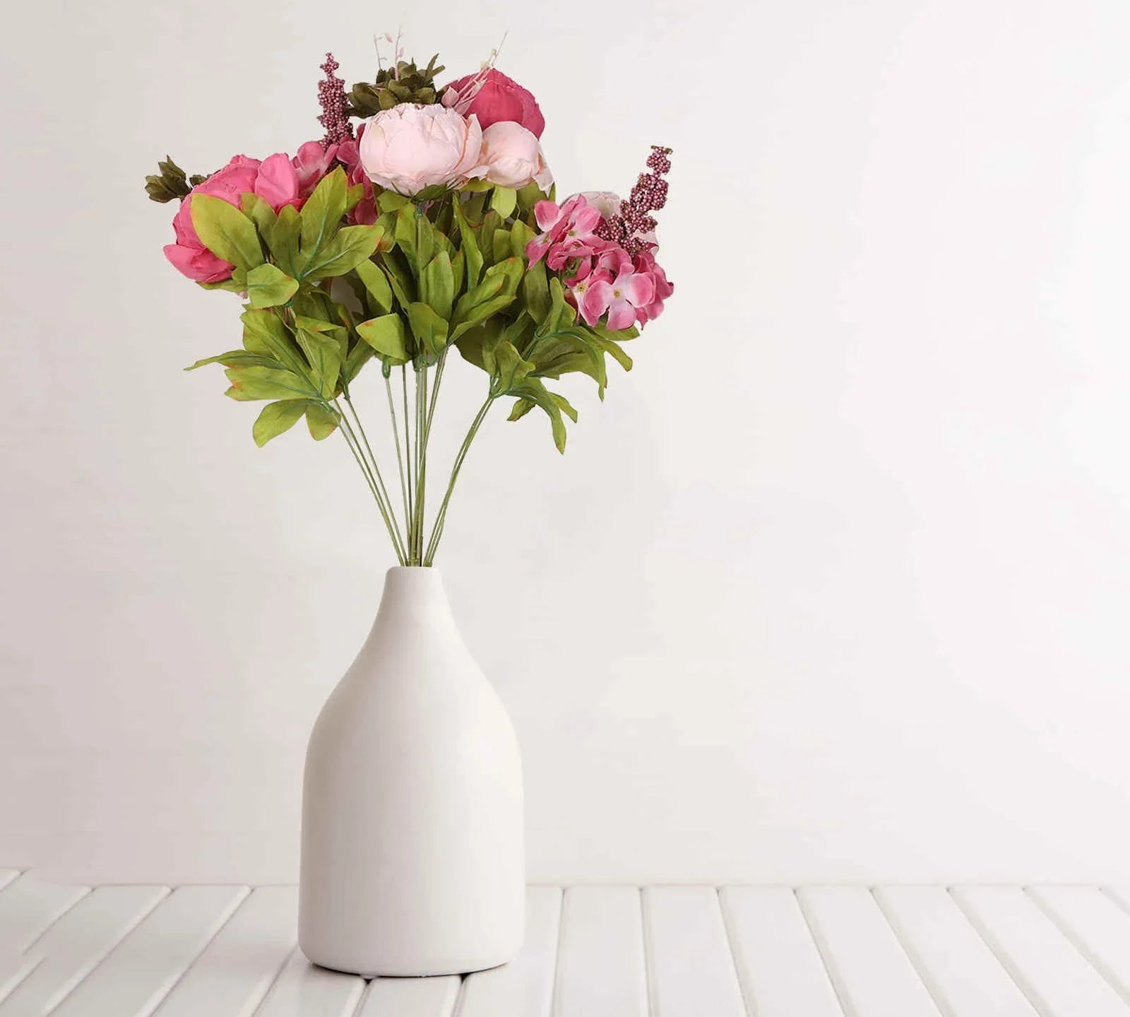 How to Choose a Vase That Truly Matches Your Personality
